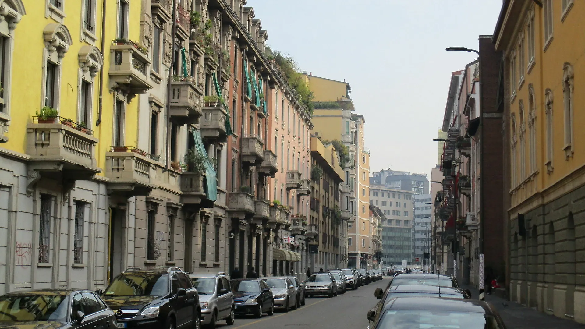 Isola Studios Milan 0*,  Italy